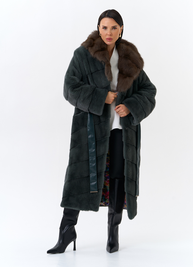 Шуба из меха норки с капюшоном из меха куницы модель № 31966 универмаг малина