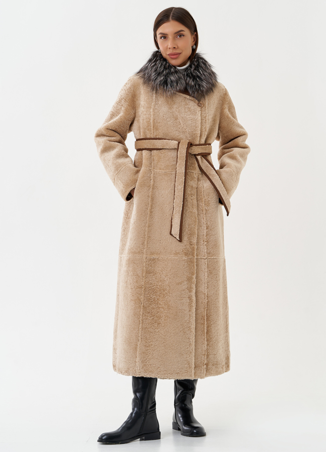 Двухсторонняя дубленка из эко кожи с мехом енота модель № 28562 универмаг малина