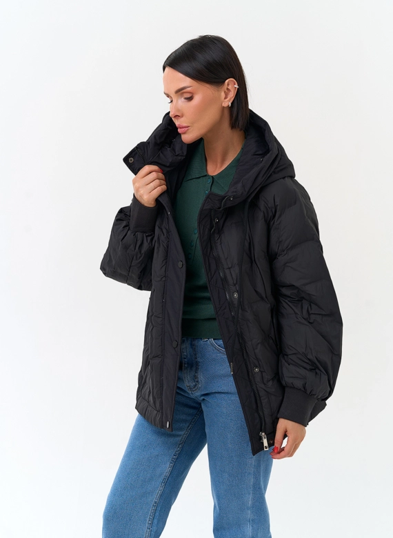 Женская куртка с капюшоном фото