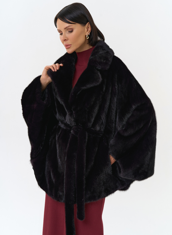 Шуба из меха норки с английским воротником в цвете баклажан