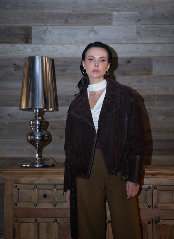 Куртка женская из замши