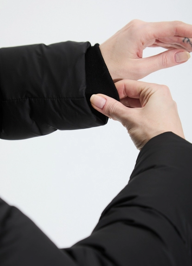 Женский пуховик с капюшоном модель № 33741 универмаг малина фото