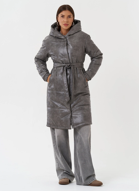 Пуховик из эко кожи с капюшоном