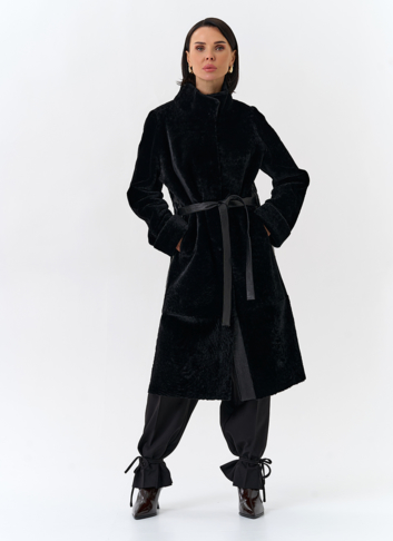 Женская двухсторонняя дубленка с поясом Женская двухсторонняя дубленка с поясом