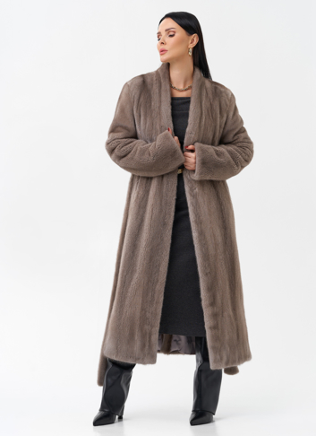 Длинная шуба из норки с поясом