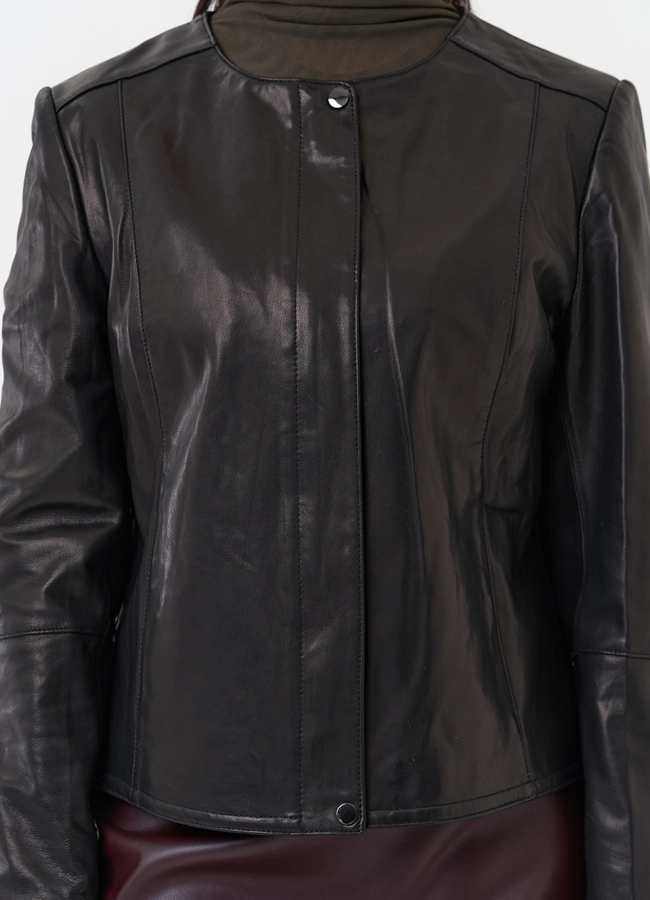 Женская кожаная куртка модель № 29909 в рассрочку