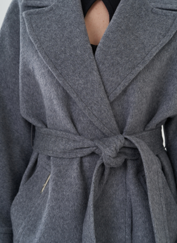 Пальто женское с английским воротником