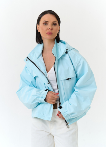 Женская ветровка с капюшоном