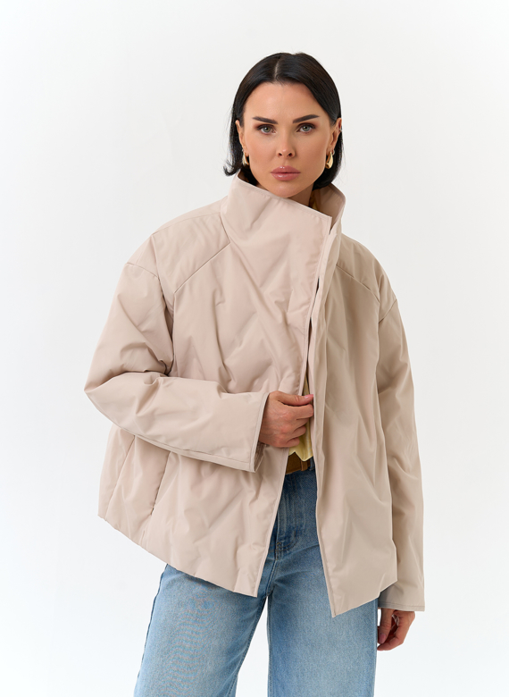 Женская куртка с воротником стойкой