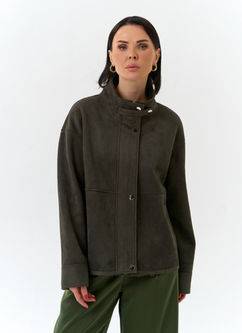 Женская дубленка из эко замши с воротником стойкой