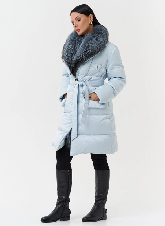 Пуховик с капюшоном из меха лисы